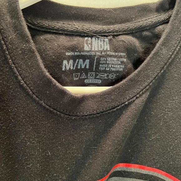 Raptors Sweater - Picture 2 of 2